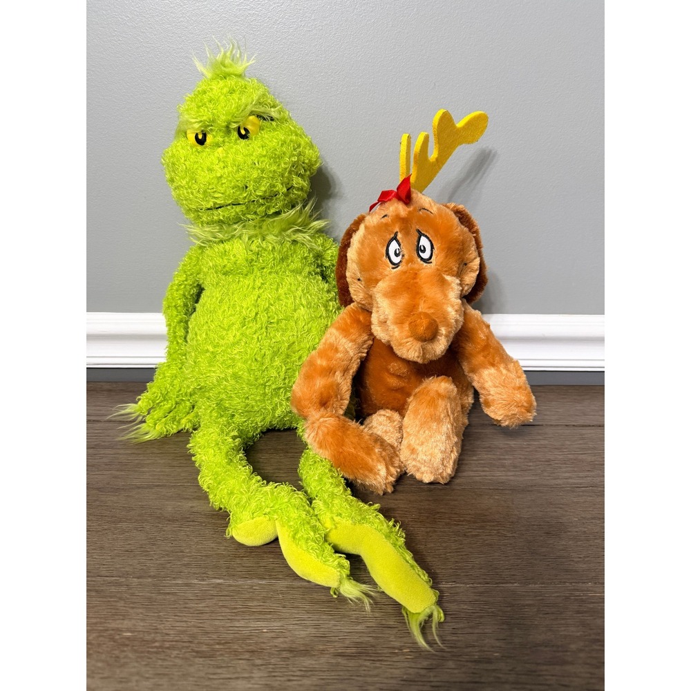 Dr. Seuss's The Grinch and Max Plush Set